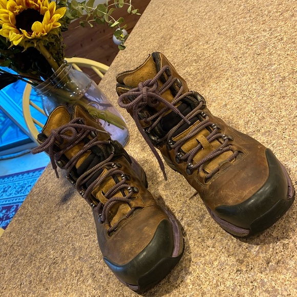 Merrell Gore Tex Crestbound Women’s Leather Hiking Boots 11 - Picture 1 of 17